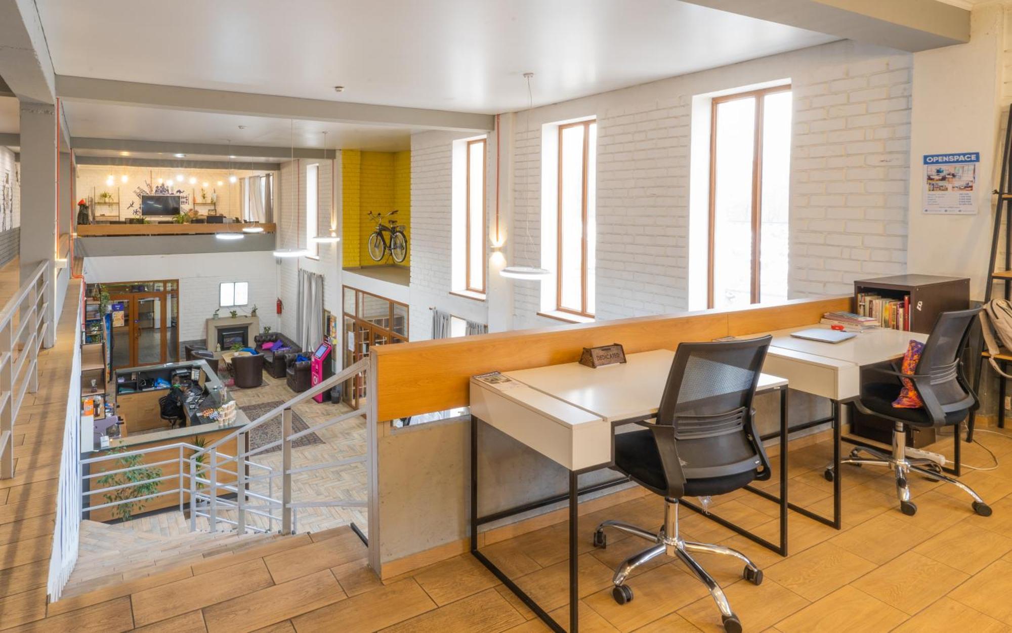 Ololofreelander Hostel&Coworking 비슈케크 외부 사진